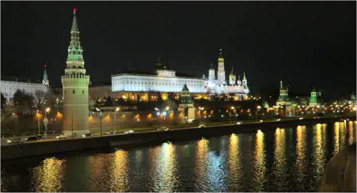Кремљ. Ноћ видео Цанон ПоверСхот Г7 Кс: Фанови филма зрна је посвећен